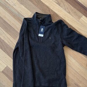 Izod performance Men's Black Quarter-Zip Sweater